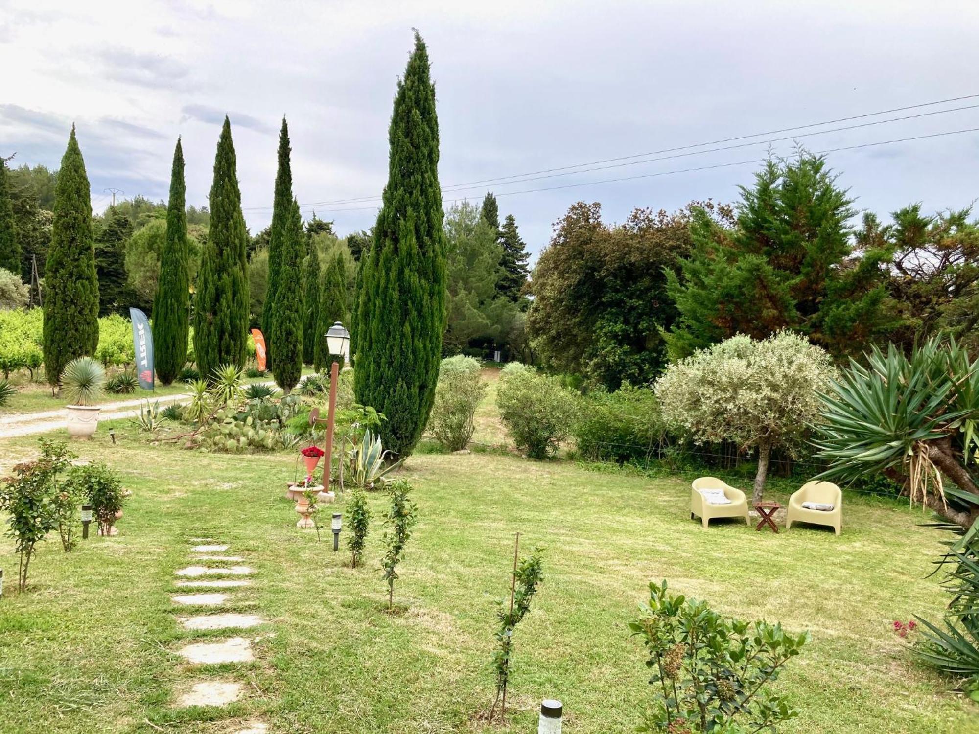 Domaine Des Lavarines Morieres-les-Avignon Exterior foto